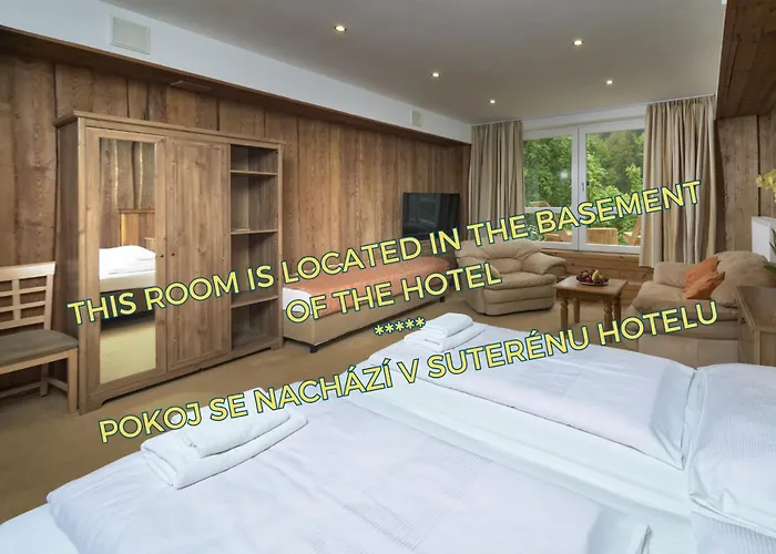Hotel Tri Ruze 3*