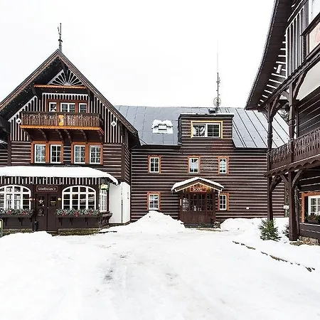 Tri Ruze 3* Spindleruv Mlyn