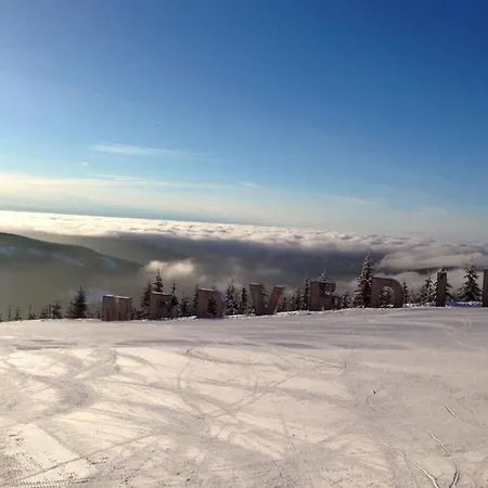 Tri Ruze Hotel Spindleruv Mlyn