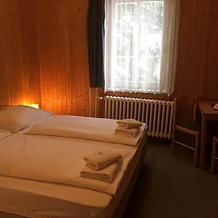 Tři Růže Hotel