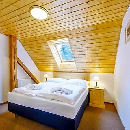 Hotel Tři Růže 3*